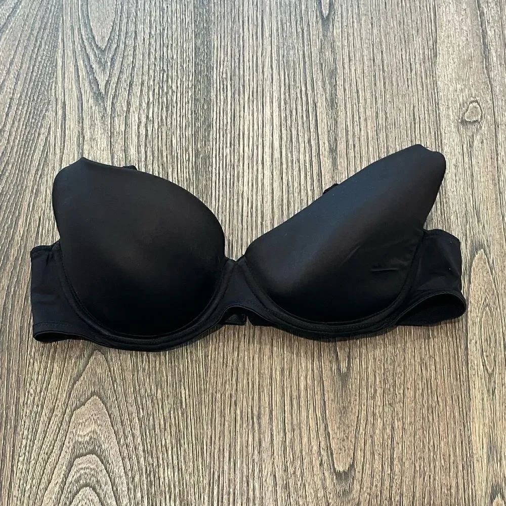 Victorias Secret PINK Black Push Up Bra - Size 34B